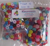 200 kleine snaps in 20 kleuren maat 16