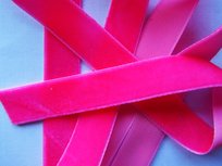 fluweelband, fel fuchsia = geen fluor