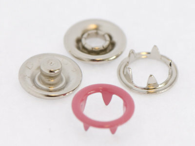 10 metalen open-ring-drukkers 9 mm roze