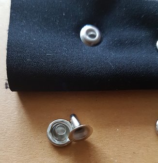 Holniet 9 mm zilverkleurig 10 stuks