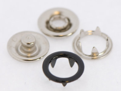 10 metalen open-ring-drukkers 11 mm zwart