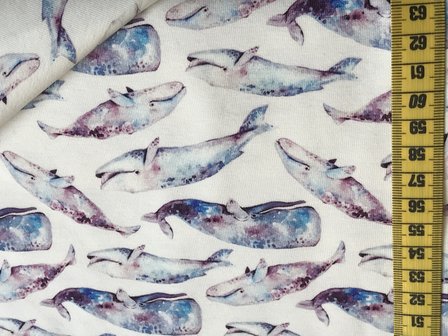 Tricot watercolorprint: walvissen op gebroken wit 