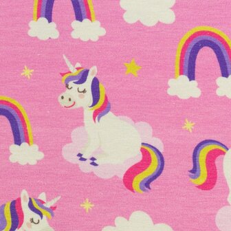 Prinzessin Phantasie , tricot roze met eenhoorns, regenbogen, wolkjes en vallende sterren.