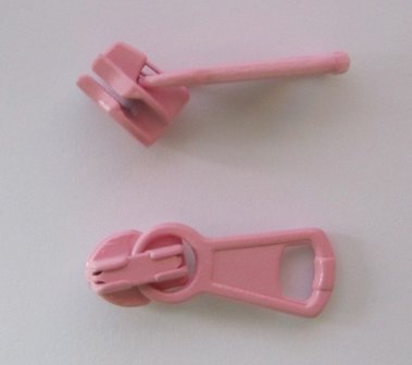 runnertje roze 4mm (bijpassende rits is op)