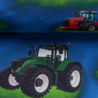 Mattes, tractors op blauwe tricot