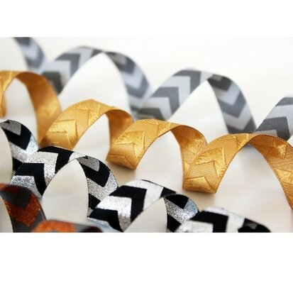 Chevron-sierband, zwart met goud en glitterdraad