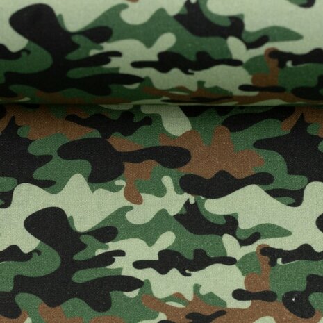 Kim: 100 % katoenen poplin camouflage army/legergroen