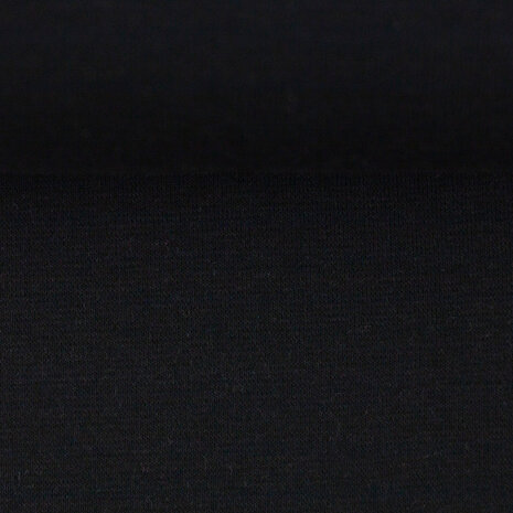Vanessa: tricot zwart, 160 cm breed