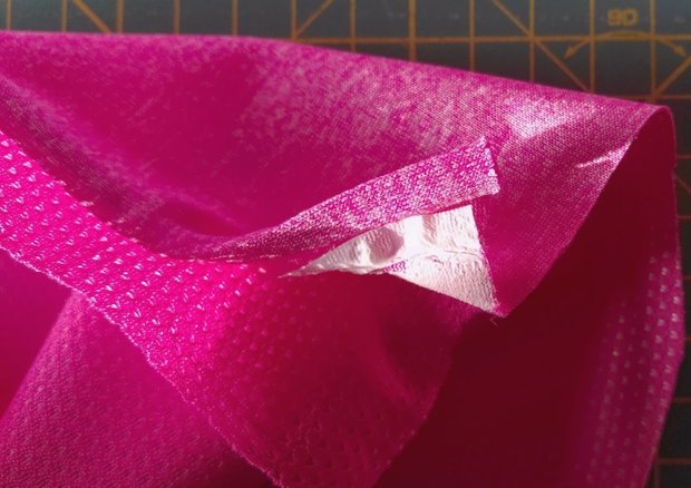 Borax = dunne softshell fuchsia: wind-, waterdicht en ademend!