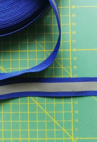2 cm breed ribsband met reflecterende streep op blauw