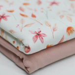 Tricot watercolorprint: bloemen en blaadjes op gebroken wit Tricot watercolorprint: bloemen en blaadjes op gebroken wit
