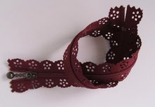 rits met kanten rand 30 cm, diepdonkerrood rits met kanten rand 30 cm, diepdonkerrood