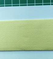 taille-elastiek 4 cm breed: zacht mat geel /HALVE METER