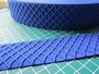taille-elastiek 4 cm breed: blauw met ingeweven ruit /HALVE METER_